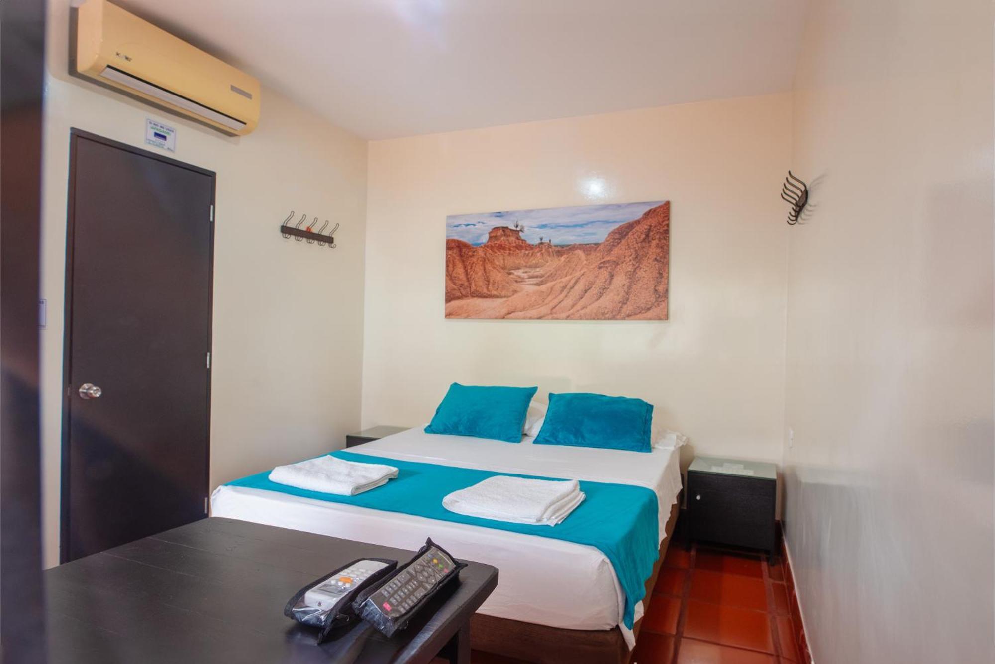 Hotel Villa Paraiso Villavieja Dış mekan fotoğraf
