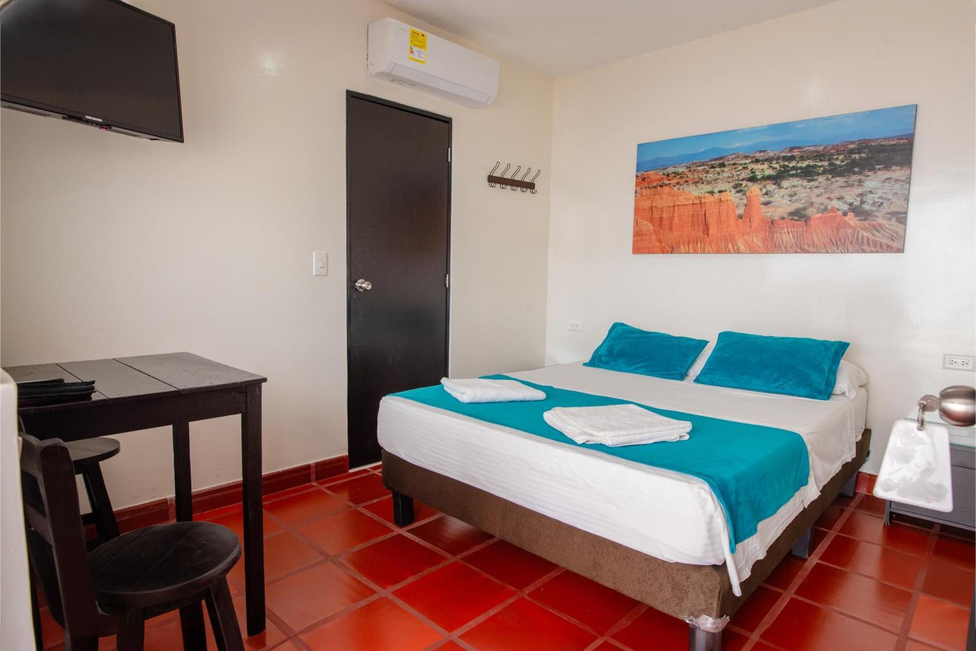 Hotel Villa Paraiso Villavieja Dış mekan fotoğraf