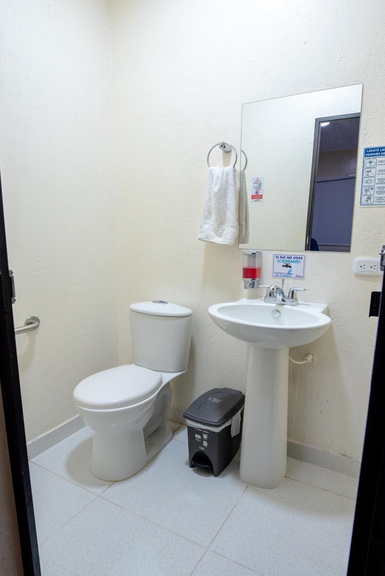 Hotel Villa Paraiso Villavieja Dış mekan fotoğraf